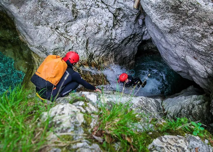 Apartma Gojsa * בובק